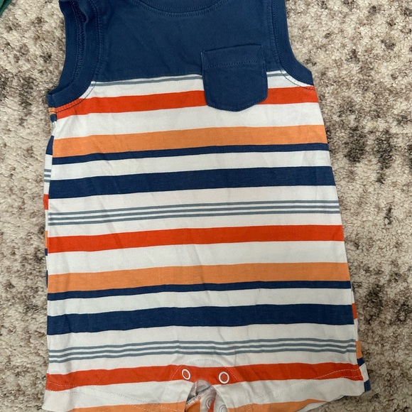 Carters baby boys 6m spring/summer bundle - Picture 4 of 5